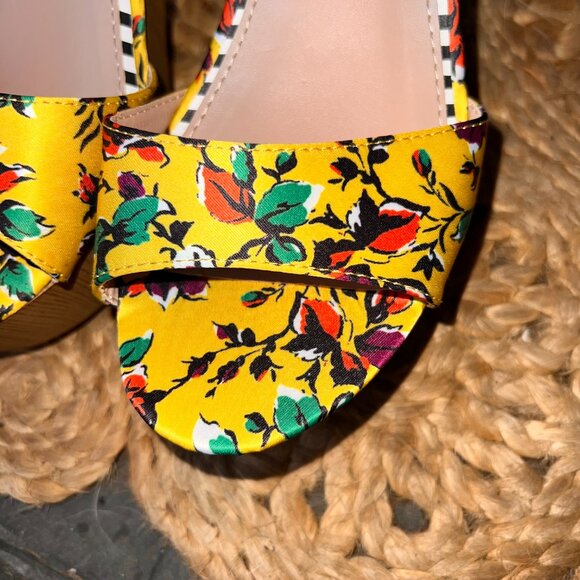 BETSEY JOHNSON Floral Opportunity Ankle strap heel - Picture 6 of 11